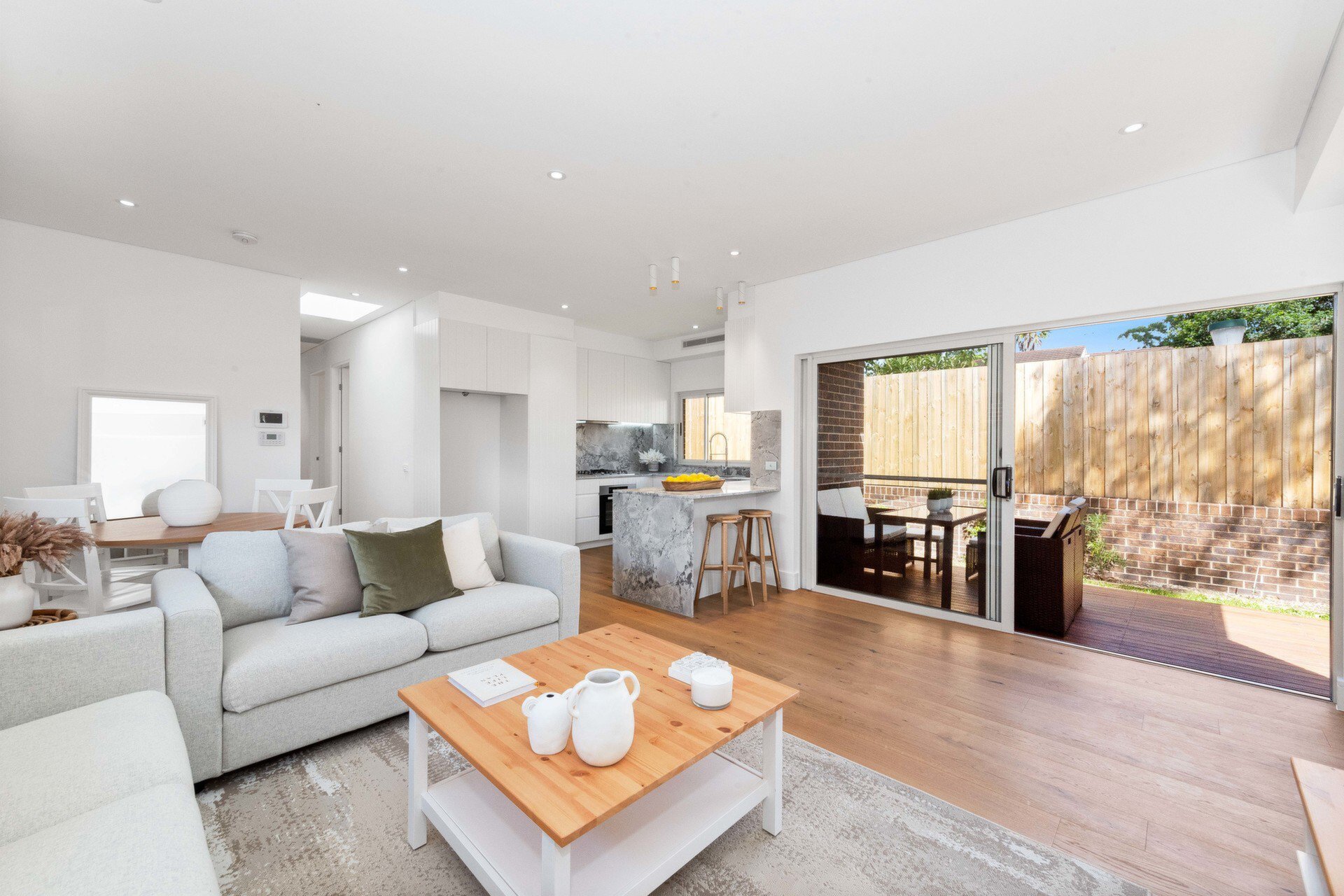 5/186 Pittwater Road, Gladesville Sold by Cassidy Real Estate - image 1