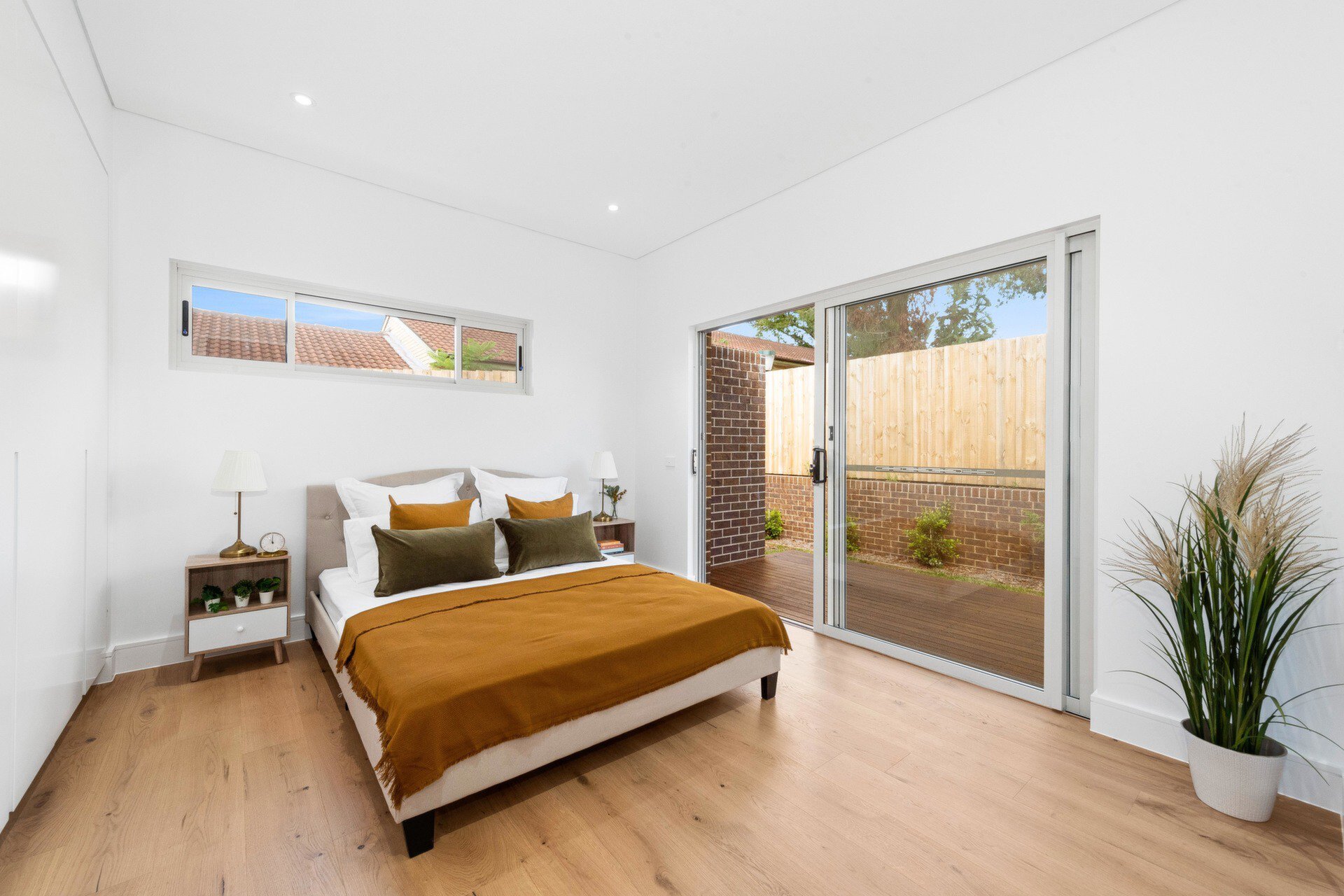 5/186 Pittwater Road, Gladesville Sold by Cassidy Real Estate - image 1