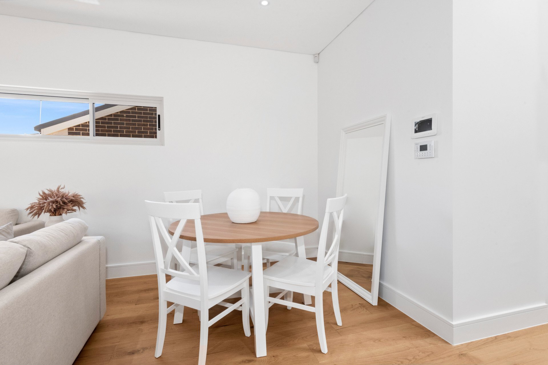 5/186 Pittwater Road, Gladesville Sold by Cassidy Real Estate - image 1