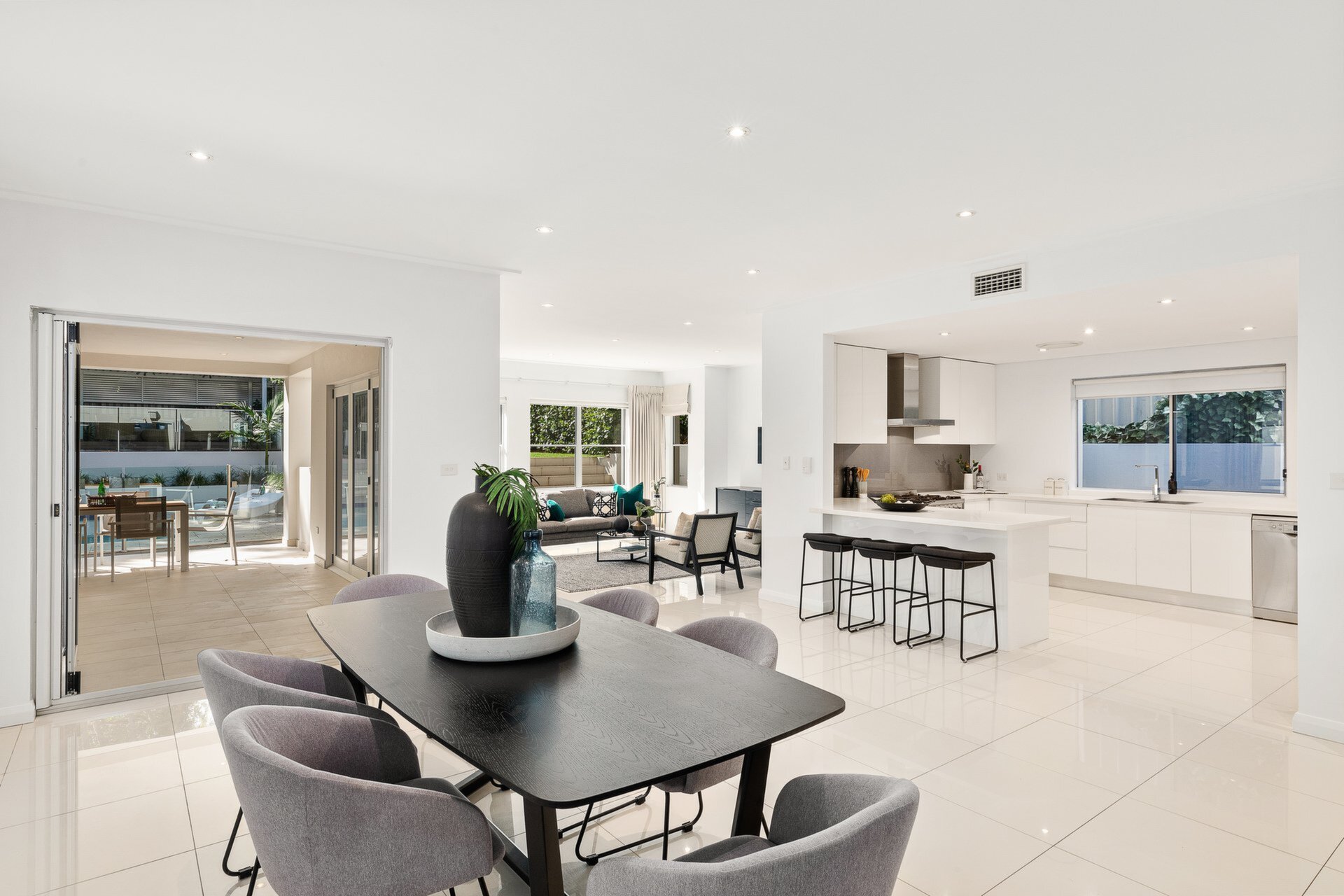 39 Douglas Street, Putney Sold by Cassidy Real Estate - image 1