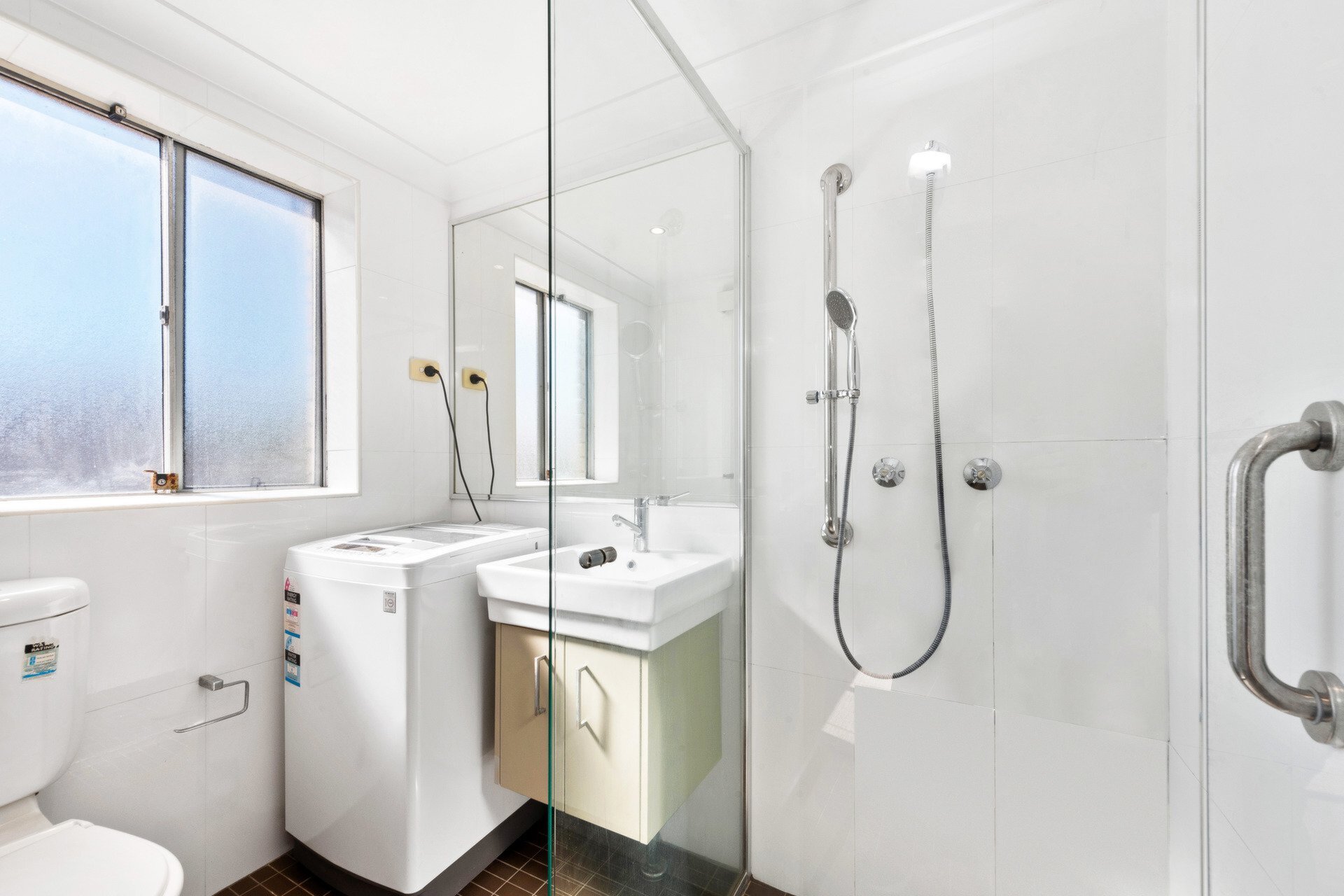 3/18 Pittwater Road, Gladesville Sold by Cassidy Real Estate - image 1