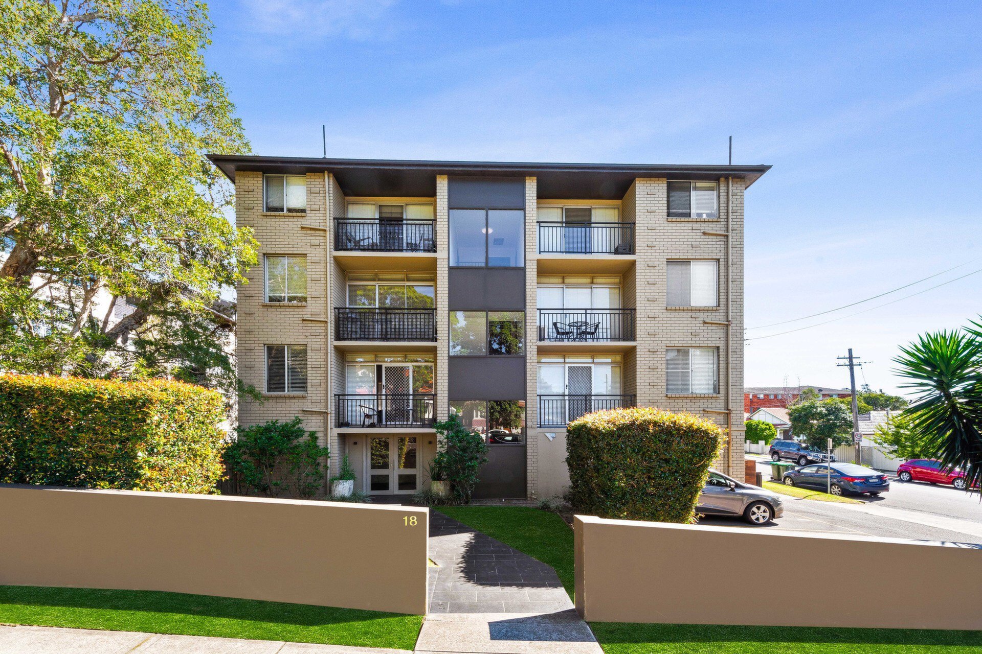 3/18 Pittwater Road, Gladesville Sold by Cassidy Real Estate - image 1
