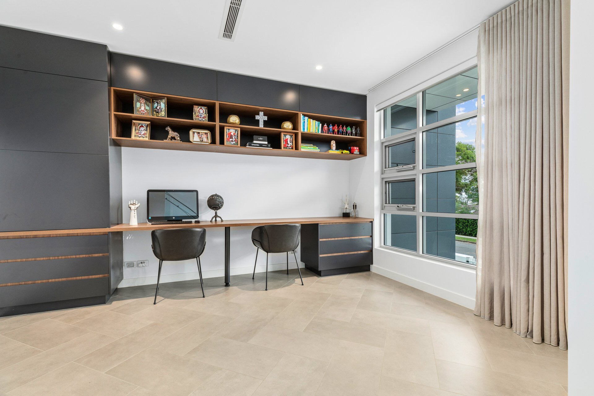 6 Beach Street, Tennyson Point Sold by Cassidy Real Estate - image 1
