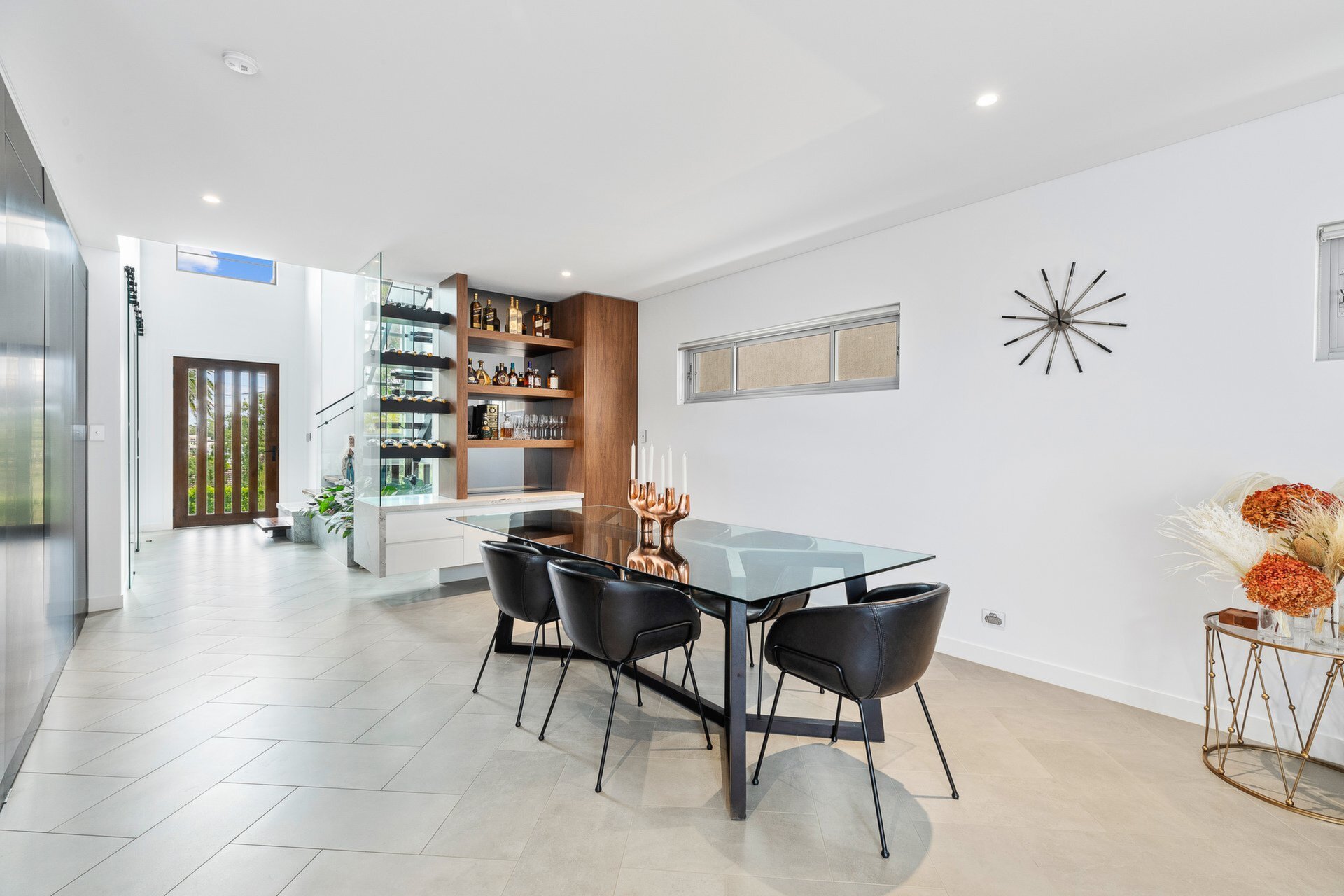 6 Beach Street, Tennyson Point Sold by Cassidy Real Estate - image 1