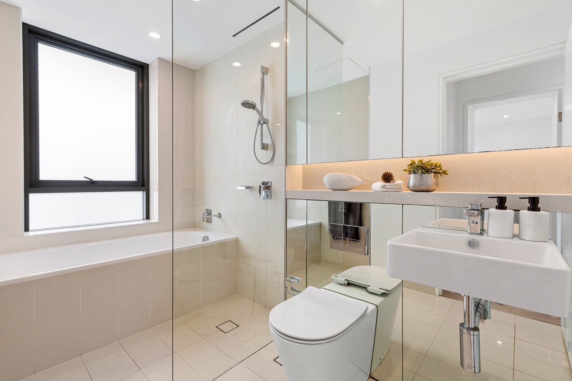 402W/5 Meikle Place, Ryde Sold by Cassidy Real Estate - image 1