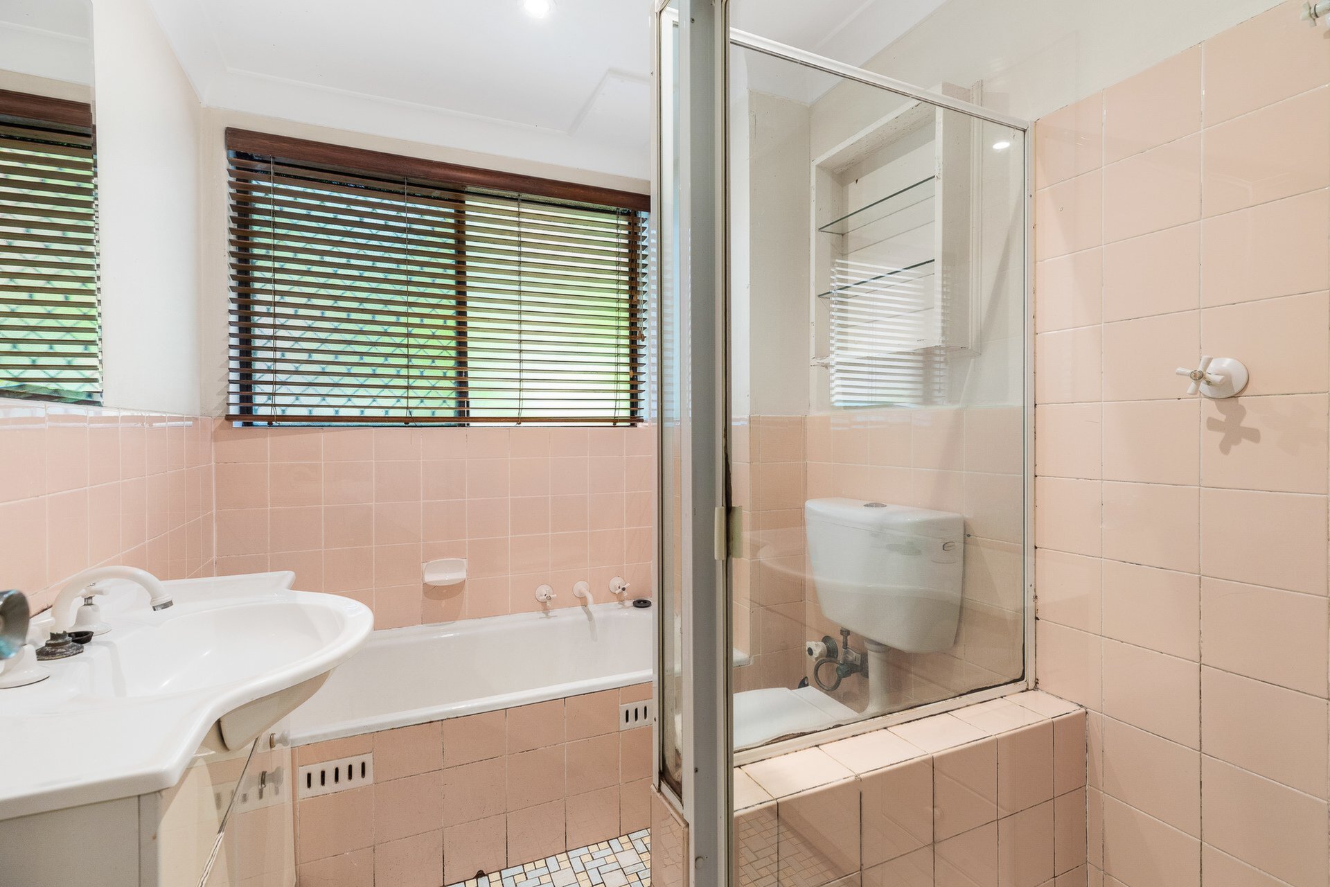 7/5 Lachlan Avenue, Macquarie Park Sold by Cassidy Real Estate - image 1