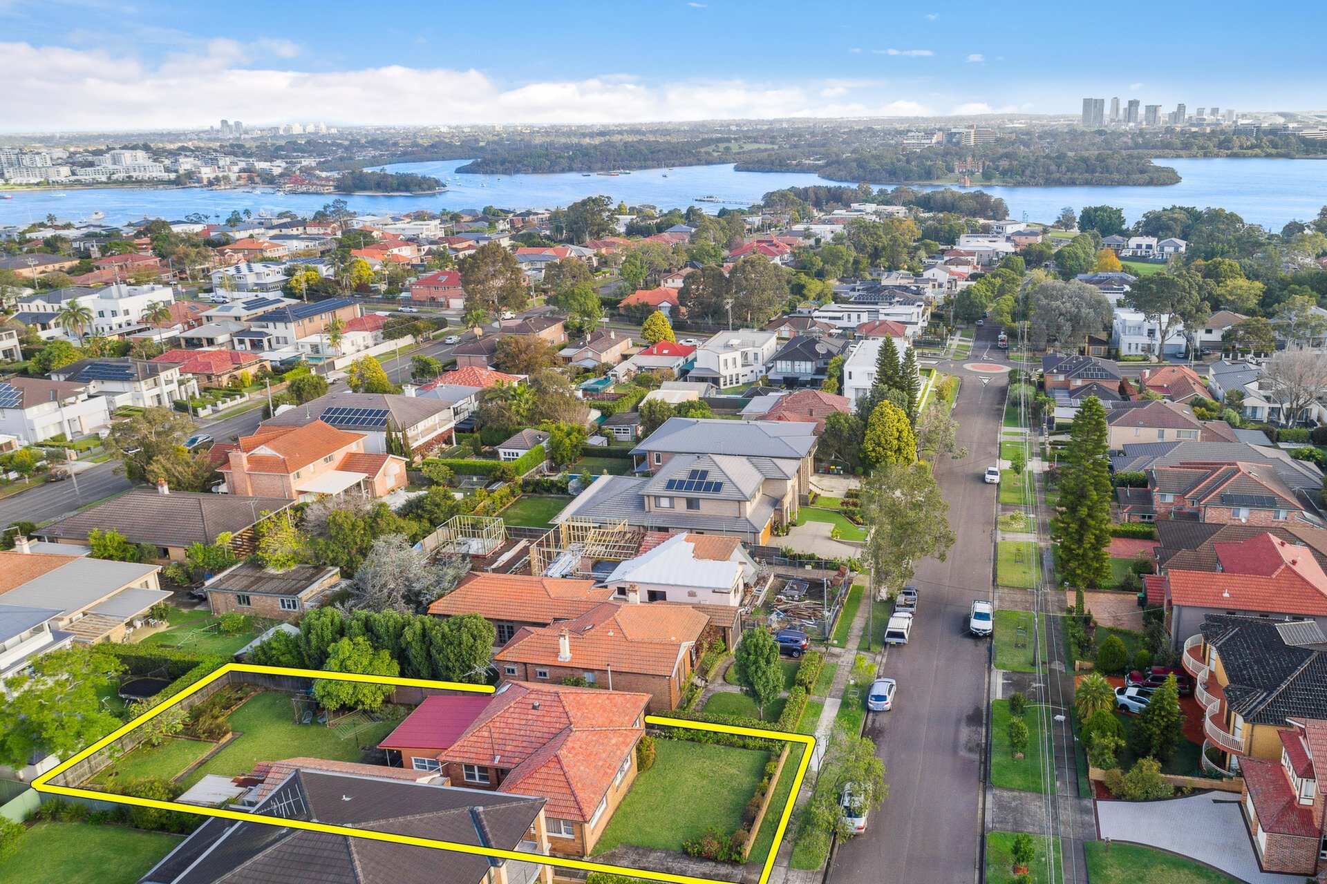 24 Douglas Street, Putney Sold by Cassidy Real Estate - image 1