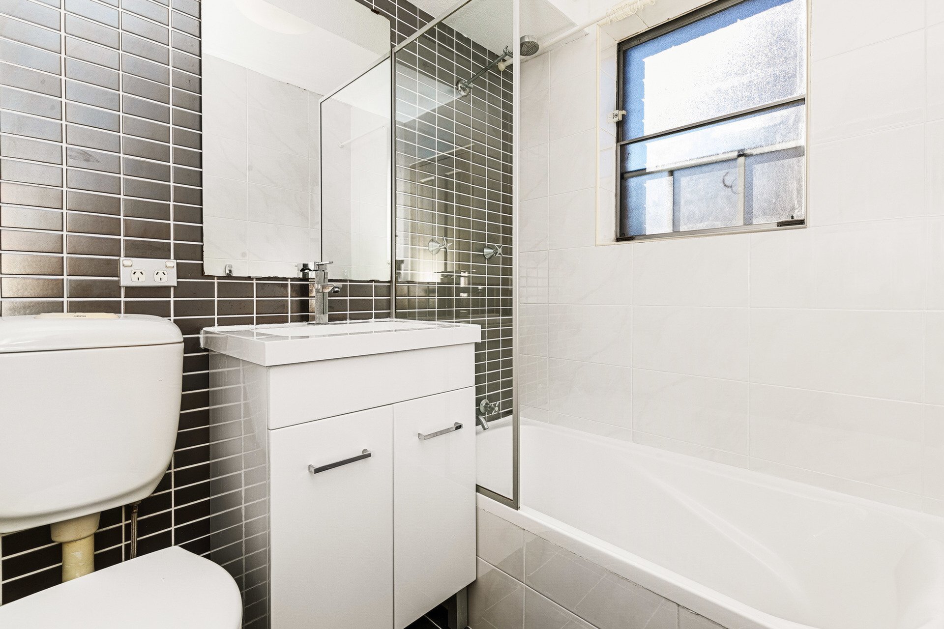 3/1 Blair Street, Gladesville Sold by Cassidy Real Estate - image 1