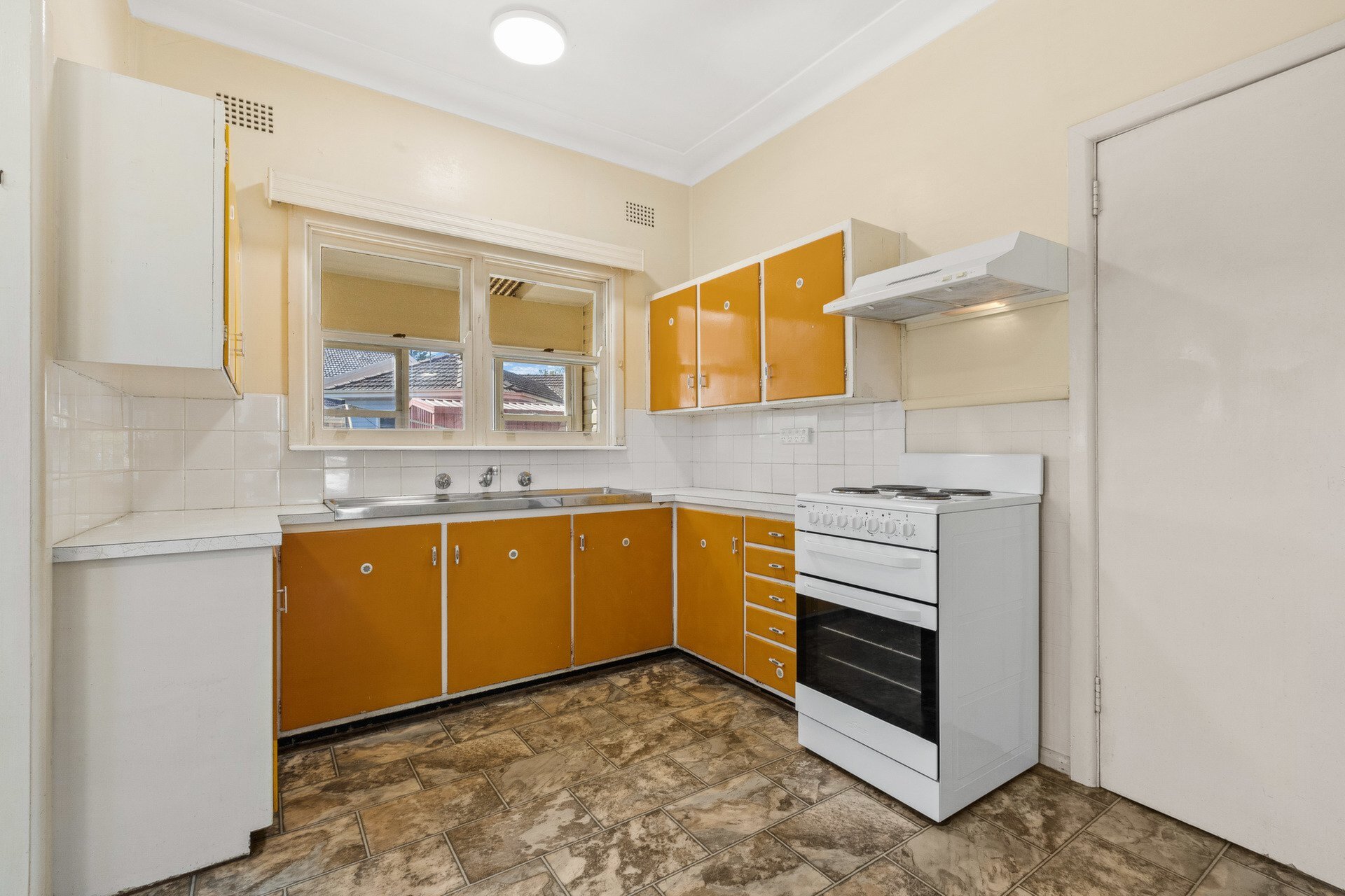 1 Farrington Parade, North Ryde Sold by Cassidy Real Estate - image 1