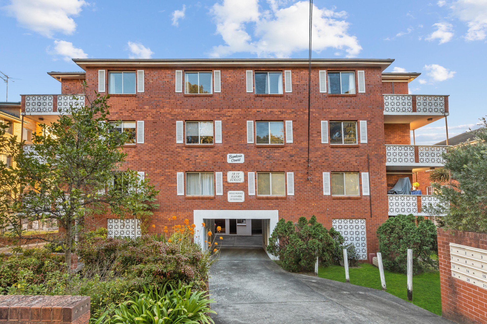 7/18-19 Bank Street, Meadowbank Sold by Cassidy Real Estate - image 1