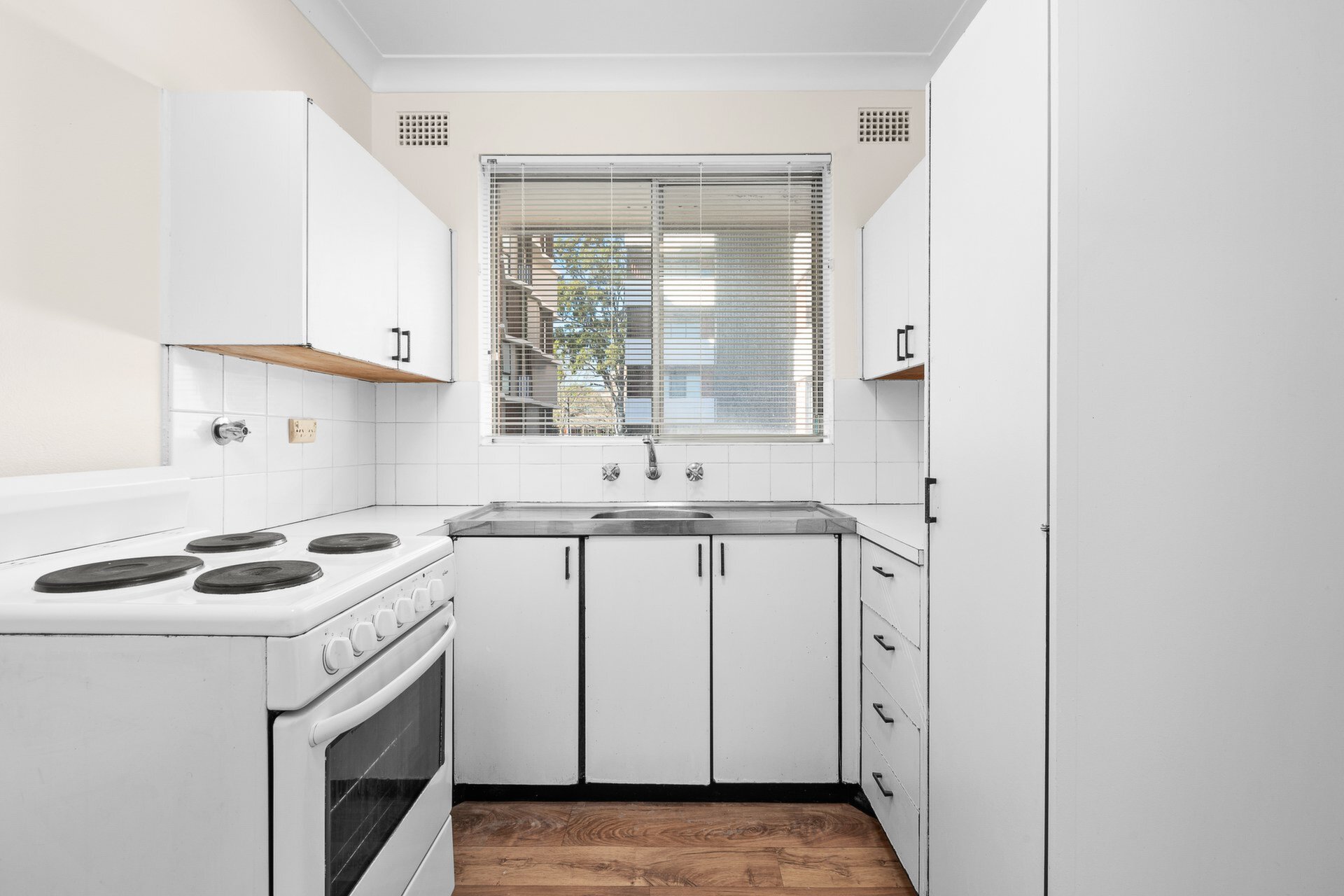 10/1 Western Crescent, Gladesville Sold by Cassidy Real Estate - image 1