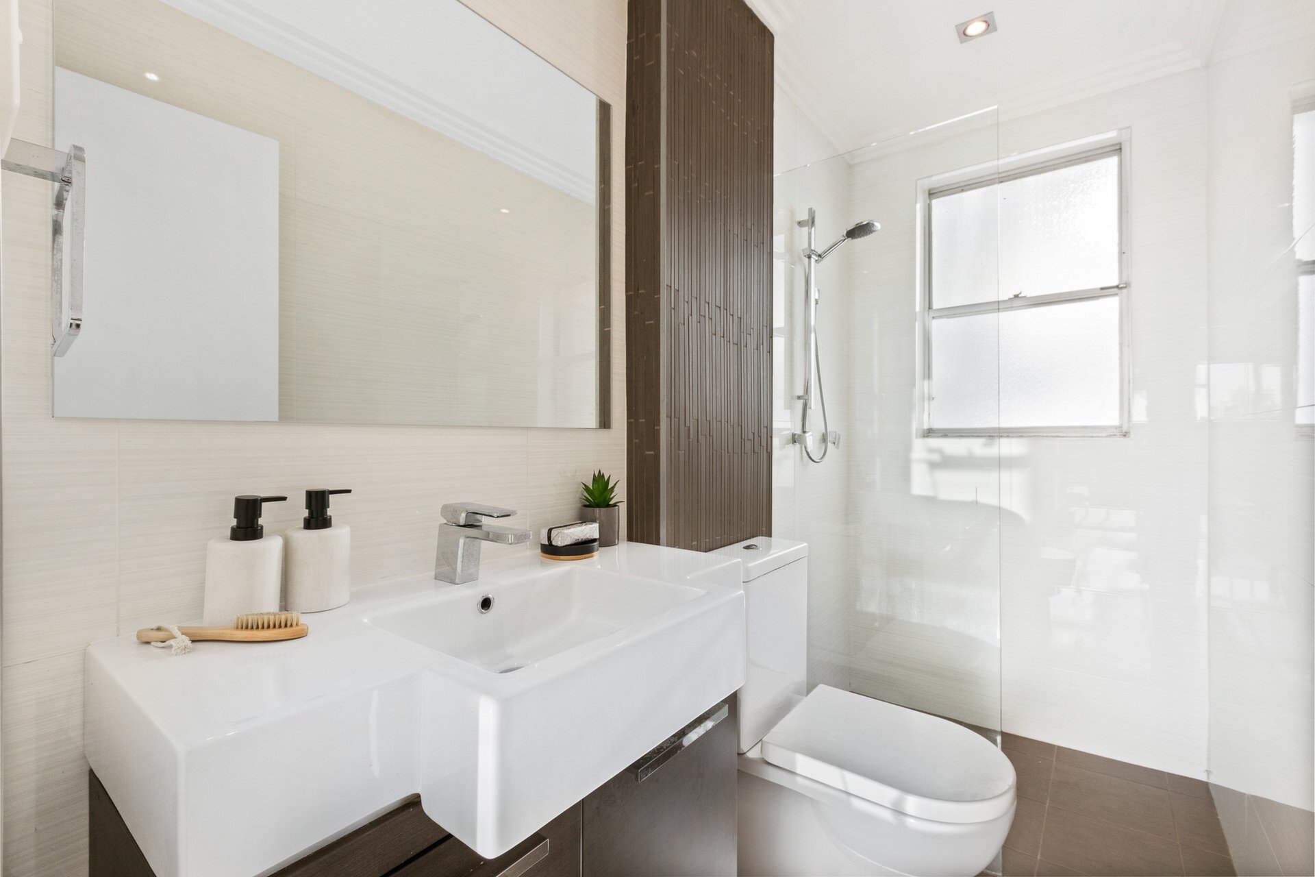 23/5 Western Crescent, Gladesville Sold by Cassidy Real Estate - image 1
