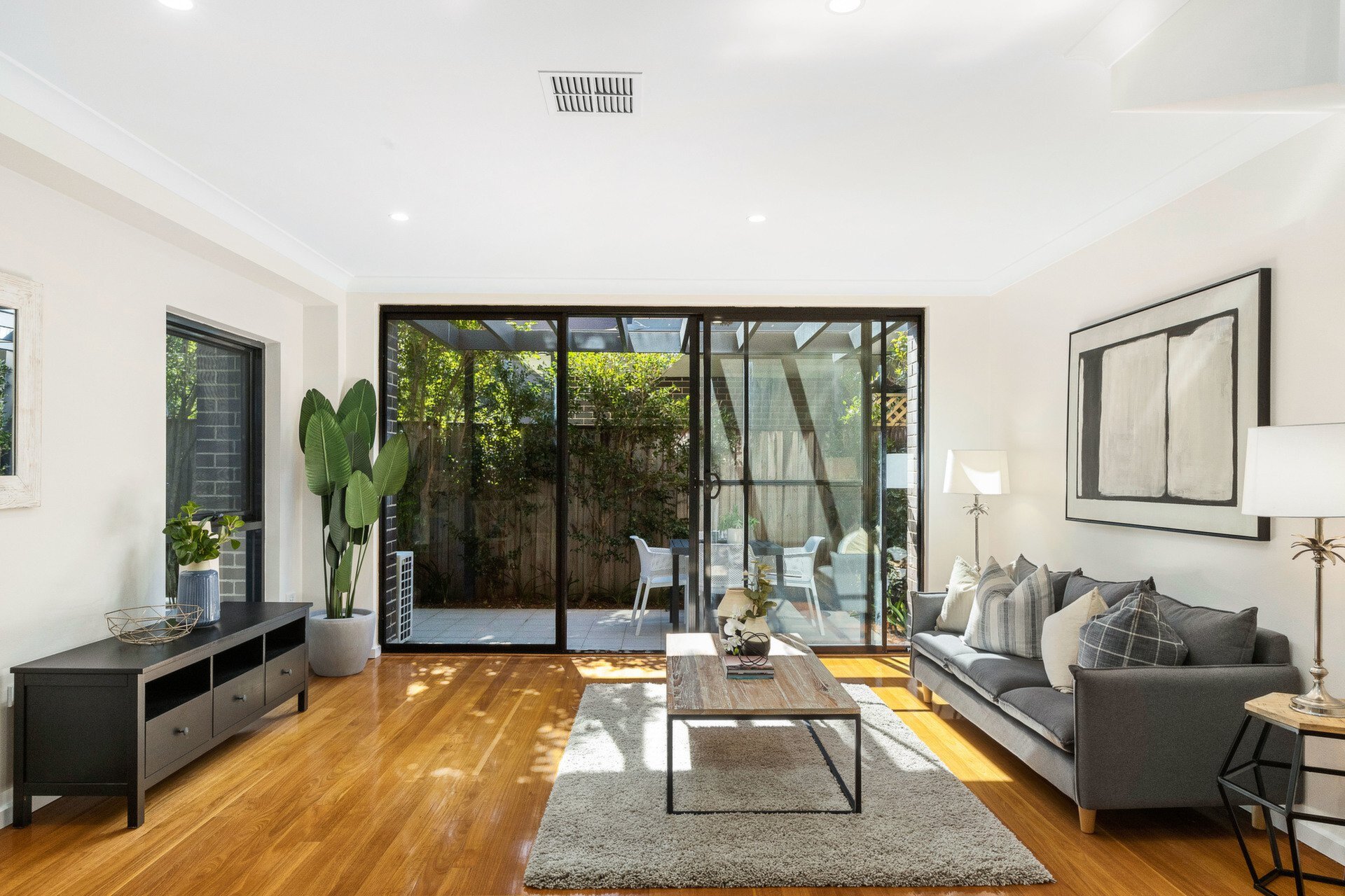 15/83-85A Pittwater Road, Hunters Hill Sold by Cassidy Real Estate - image 1