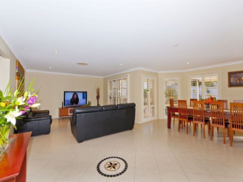 6 Fairwater Drive, Breakfast Point Sold by Cassidy Real Estate - image 1