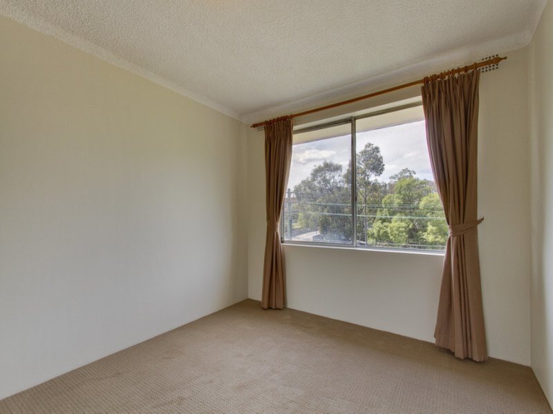 12/15 Bank Street, Meadowbank Sold by Cassidy Real Estate - image 1