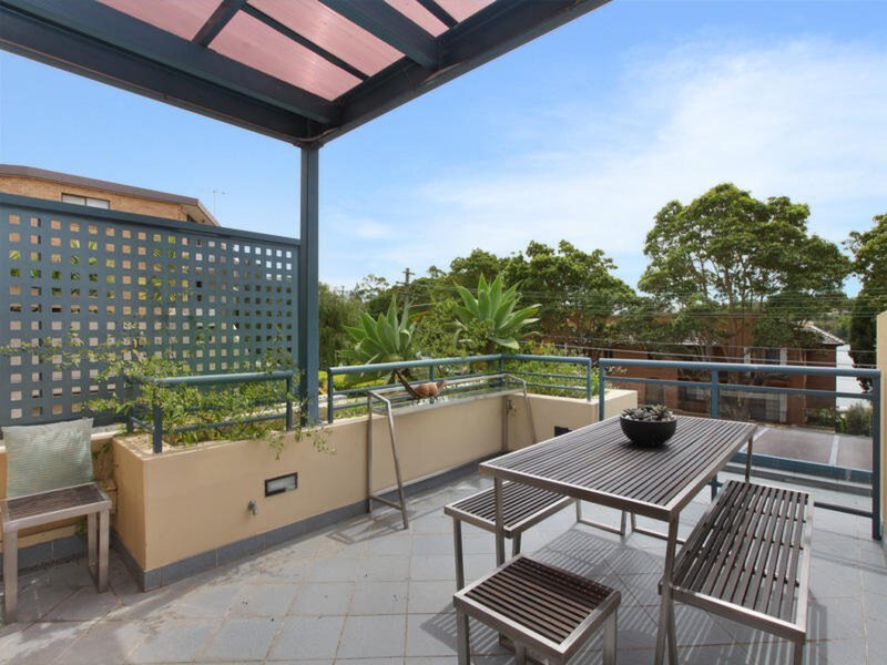 2/57 Walton Crescent, Abbotsford Sold by Cassidy Real Estate - image 1