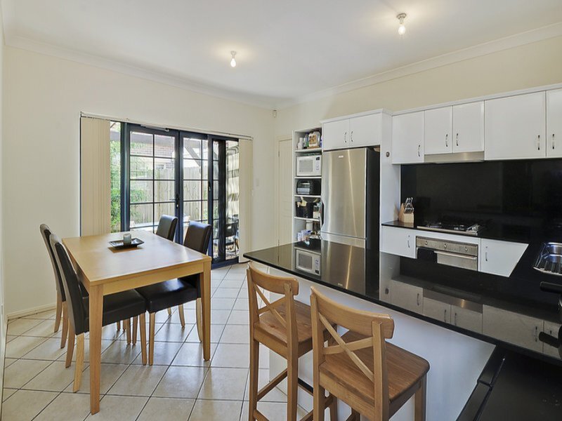 2/176 Morrison Road, Putney Sold by Cassidy Real Estate - image 1