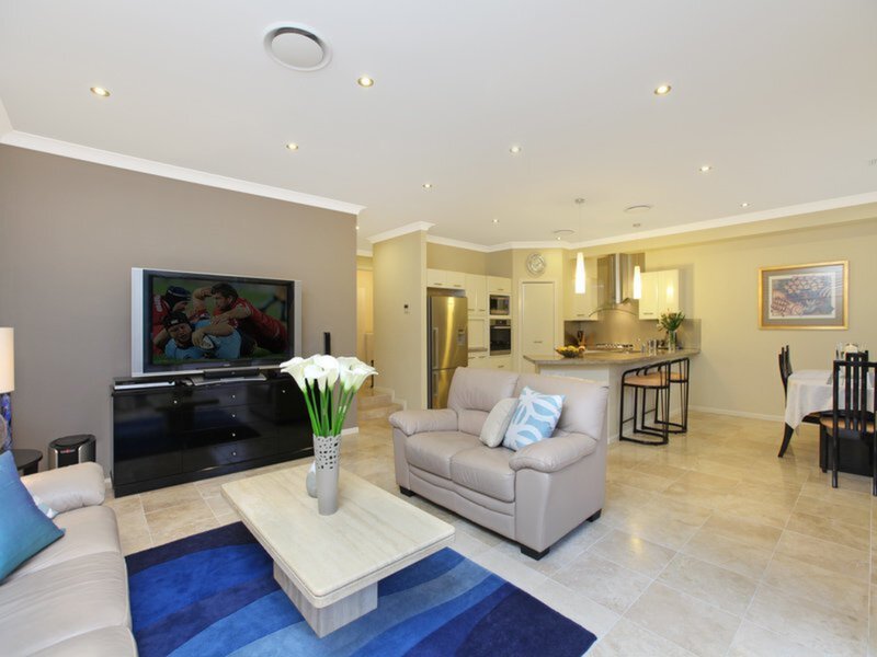 63 Phillip Road, Putney Sold by Cassidy Real Estate - image 1