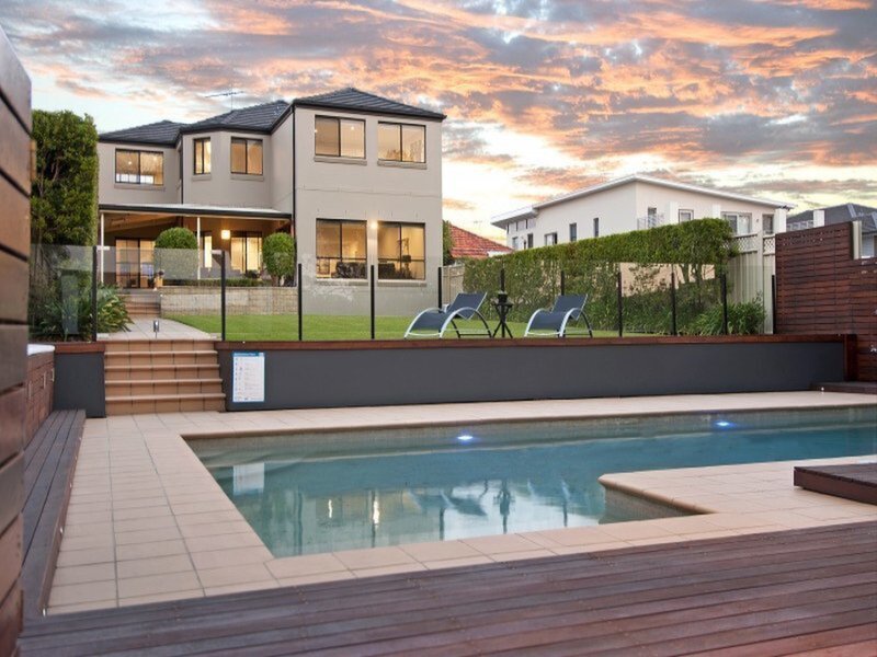 161 Charles Street, Putney Sold by Cassidy Real Estate - image 1