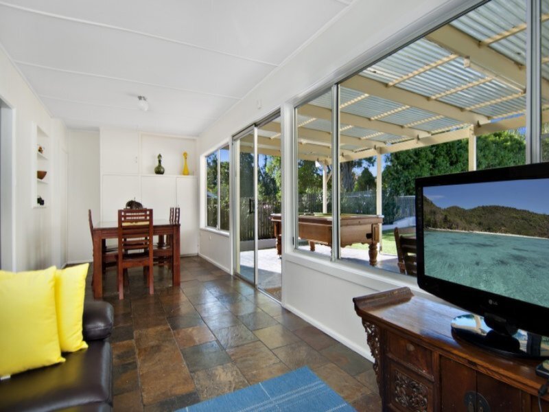 63 Waterview Street, Putney Sold by Cassidy Real Estate - image 1